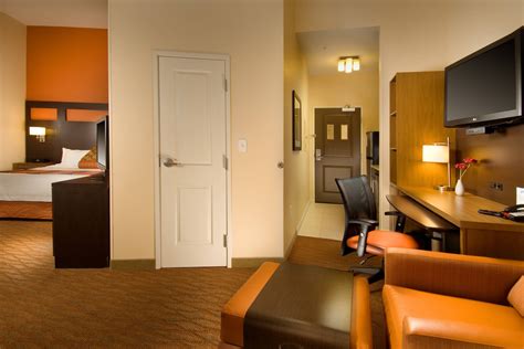 hotels near trinity university